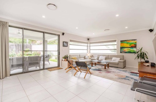 Curtin House | Charming 4-Bed Getaway with Pool & Garden Oasis