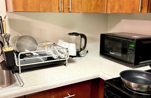 Santa Ana Heights Apartment | Charming apartment in enchanting Newport Beach with WiFi, fitness room