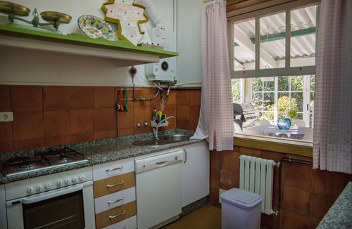 Bueu House | CHARMING HOUSE - Property with pool and 150,000 m2 of forest just for you
