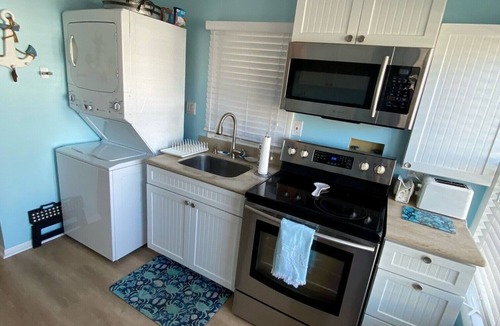 Fenwick Island Condo | Charming Ocean Block Condo Fenwick Island