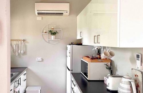 Springwood House | Charming Studio in Daisy Hill