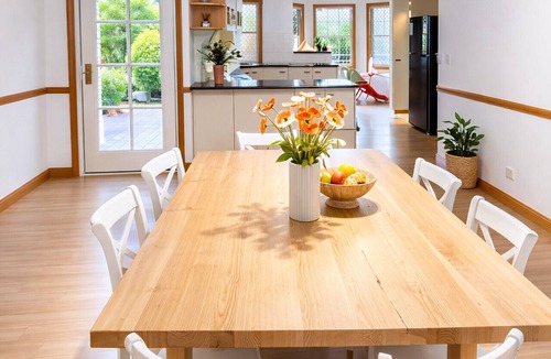 Parkinson House | Charming Victorian Oasis | 5 Beds Porch & Yard