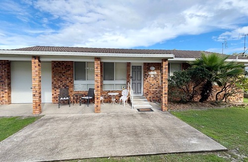 Hat Head House | Chel-sea - Modern 3-bedroom home with a sleep out in the garage in peaceful Hat Head