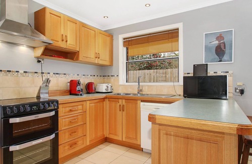 Bright House | Cherry Lane - Close to the heart of Bright