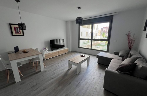 Distrito Noroeste Apartment | Chic apartment with AC, fitness room, WiFi in delightful Córdoba