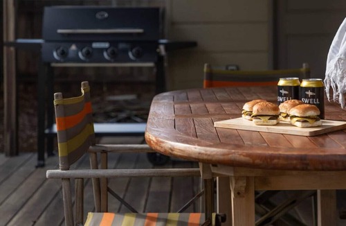 Hayborough House | Chiton Cottage - Mid Century Getaway - 2 Bedroom - Pets