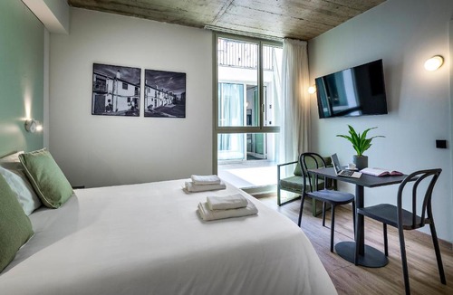 Collblanc y La Torrassa Apartment | Chloe - Habitat Apartments