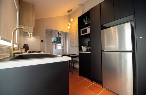 New Farm Apartment | City Location ! “The Niche” Studio Apartment in the vibrant heart of New Farm!