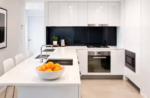 Fortitude Valley Apartment | City View 2-Bed Apartment Fortitude Valley