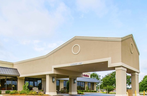 Dothan Hotel | Clarion Inn & Suites Dothan South