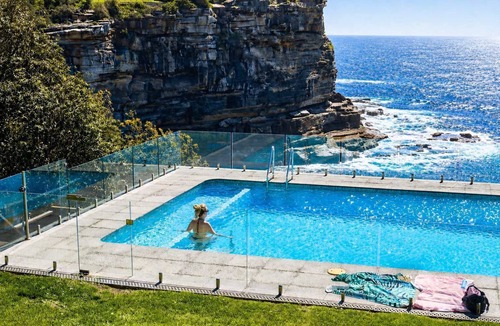 Vaucluse Apartment | Cliffside Escape w/Pool & Panoramic Ocean Views