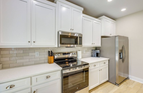 Millbrook Apartment | Close to Sports Complex: Modern Millbrook Duplex!