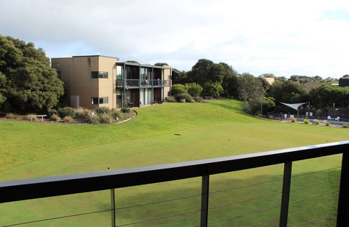 Fingal Apartment | Coastal Cove Retreat at Moonah Links Resort: close to Hot Springs, Golf & Winery