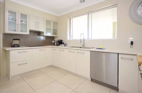 Woolgoolga House | Coastal Retreat with Pool and Balcony Views
