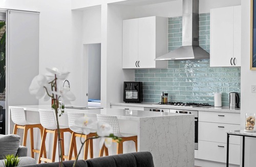 Shelly Beach House | "Coastal Solace" – Moments from Shelly Beach