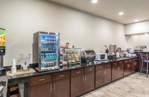 Erie Hotel | Cobblestone Hotel & Suites - Erie