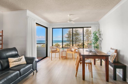 Caloundra Apartment | Columbia Point U6, 7 Bulcock Beach Esp