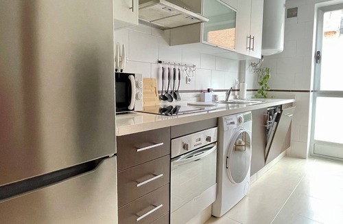 Distrito Sur Apartment | Comfort at a stone's throw from the Mosque, free parking
