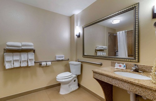 Gunter Afs Hotel | Comfort Inn & Suites Montgomery Eastchase