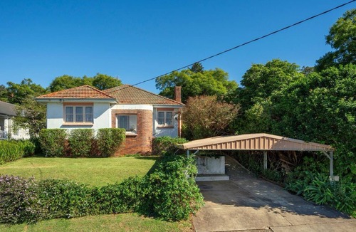 Mount Lofty House | Comfortable house on Curzon St with room for the whole family