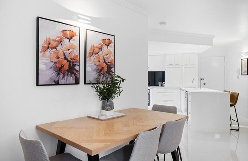 Spring Hill Apartment | Comfy 2-Bed with Pool and Secure Parking