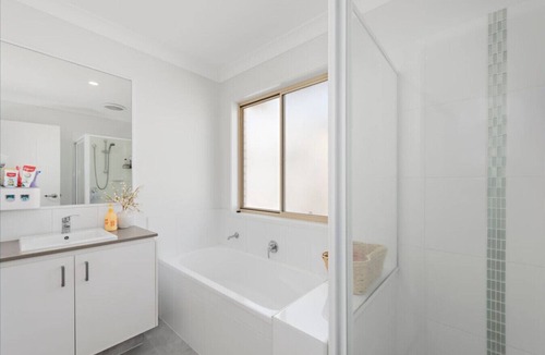 Coomera House | Comfy 5bdr 2Bth Gold Coast Home