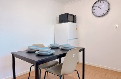 Sunnybank Hills Apartment | Comfy unit near Garden city Westfield w/Parking