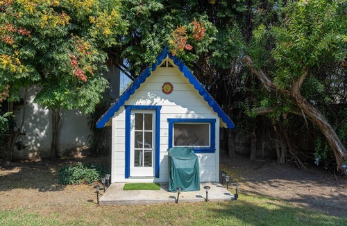 Mar Vista House | Cool August Getaway! A/C. Easy access: Beach, Airport, UCLA, Santa Monica, DTLA!