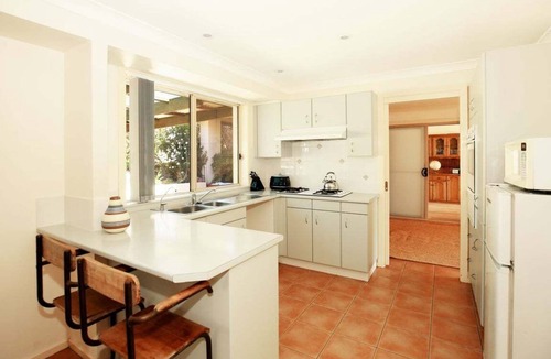 Berry House | Coolaroo Beach House - Rural Bliss by the Coast