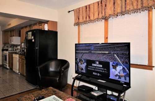 Oneonta Apartment | Cooperstown Baseball Rentals - Elm-Double Play #2