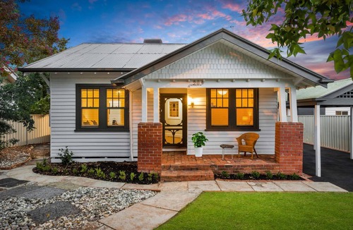 Quarry Hill House | Cosy Bendigo Retreat - Unique Stay - Close to town