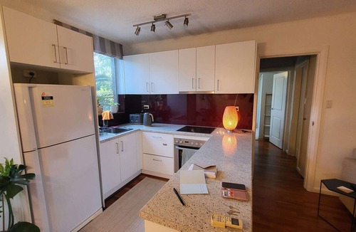 Lane Cove Condo | Cosy Bright 1 BDR Apt Lane Cove