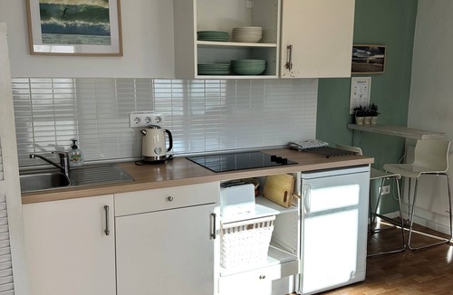 Tarifa Apartment | Cosy Quiet Hideaway with Private Terrace, perfect location old town Tarifa