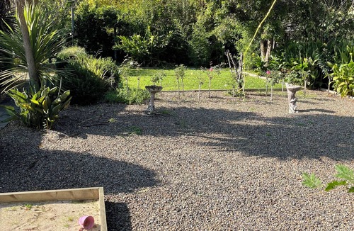 East Warburton House | Cosy Yarra valley home, close to everything Warburton has to offer!