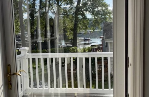 Conesus House | Cottage in the Cove