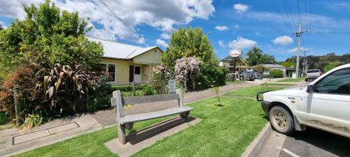 Buchan House | Cottage on Main