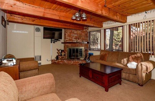 Sugarloaf House | Cottage Paradise #1969 by Big Bear Vacations