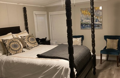 Hope Hull House | Country Getaway!