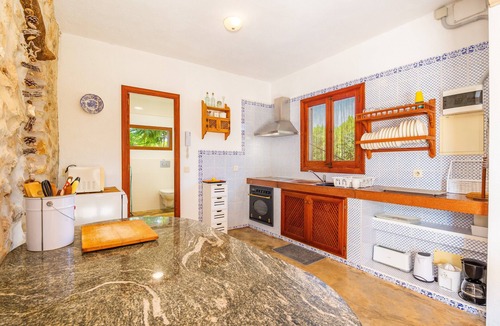 Son Macia Villa | Country House 'Manenta' with Mountain Views, Private Pool and Wi-Fi