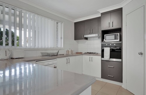 Dubbo House | Cozy Dubbo retreat - close to the zoo