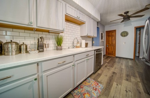 Erie Cottage | Cozy Erie Vacation Rental w/Patio & Seasonal Pool