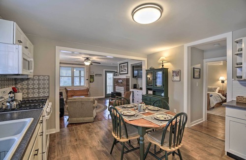 Fries House | Cozy Fries Escape w/Mountain & River Views!