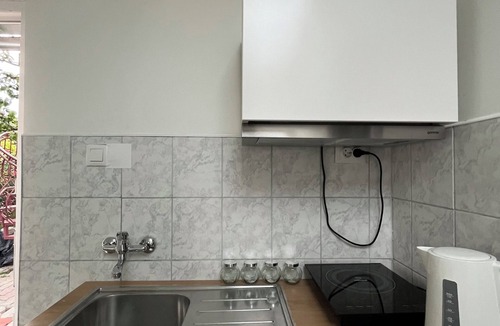 Alsorakos Apartment | Cozy hideaway Budapest w/FREE PARKING