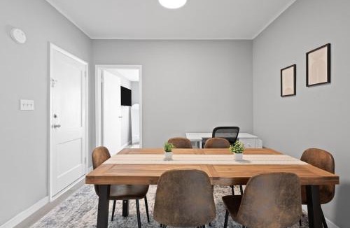 Wallington Apartment | Cozy Home, 19 min to NYC, 3 Car Driveway