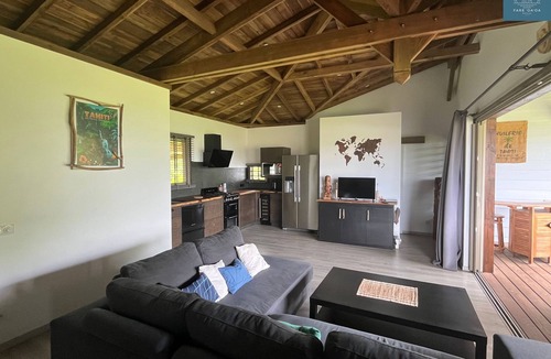 Mataiea House | Cozy home, lagoon-side, private beach, West Coast - Fare 'oa'oa