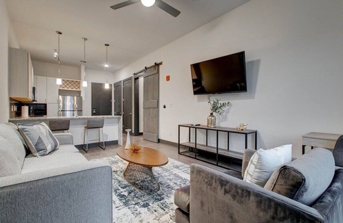 Birmingham Apartment | Cozy Modern 1BR Loft Close to UAB