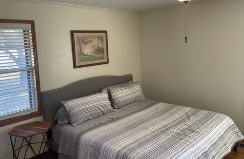 Troy House | Cozy retreat close to Troy with private Golf membership