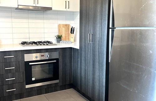 Craigieburn House | Cozy Retreat@Melbourne Airport