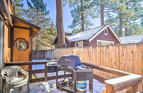 Sugarloaf Cabin | Cozy Sugarloaf Retreat w/ Gas Grill!