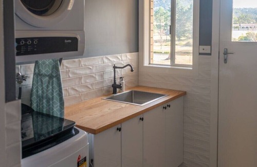 Stanthorpe House | Creek View Cottage by Humble Abode